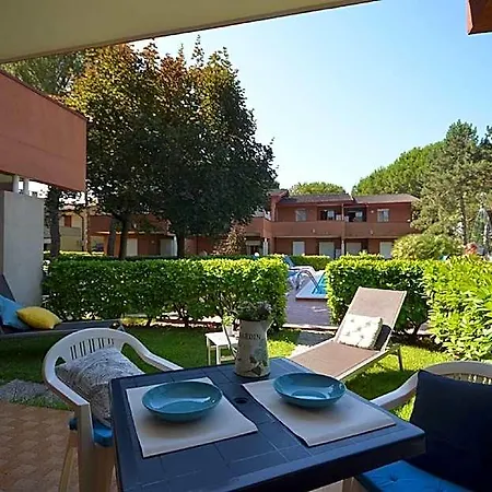 By The Pool Flat With Ac Hotel Bibione